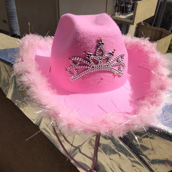 Light up LED Cowgirl party hat/ bandana/ heart shaped glasses set - Picture 2 of 11